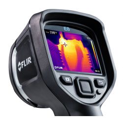 FLIR Kamera termowizyjna z rozszerzonym zakresem temperatur i technologią MSX FLIR z Wi-Fi 320x240px do 550stopniC